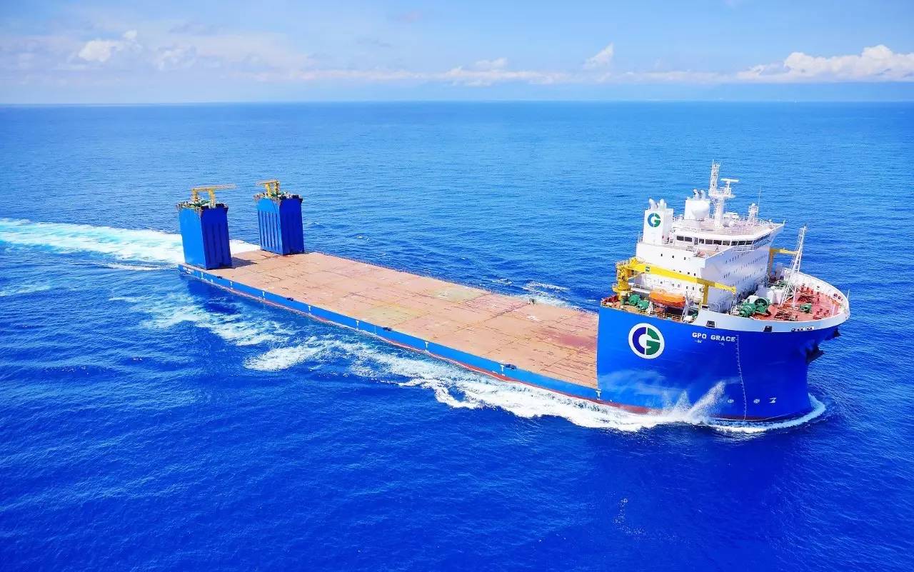 新型65000噸半潛船入列振華船隊，助力海上重工運輸能力提升